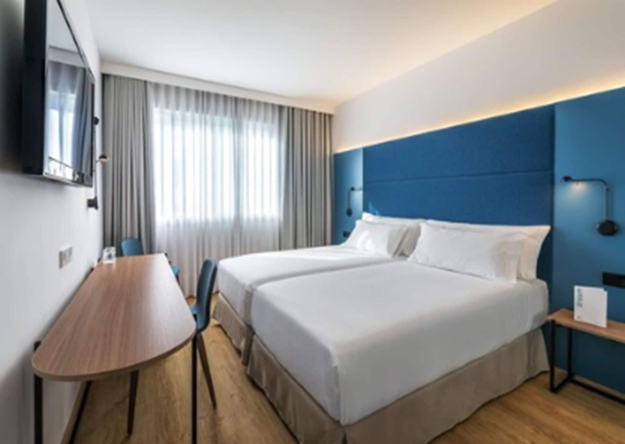 Occidental Vigo Hotell Exteriör bild