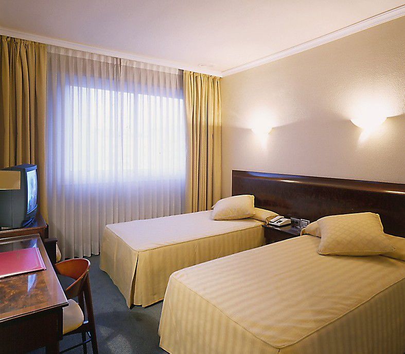 Occidental Vigo Hotell Rum bild