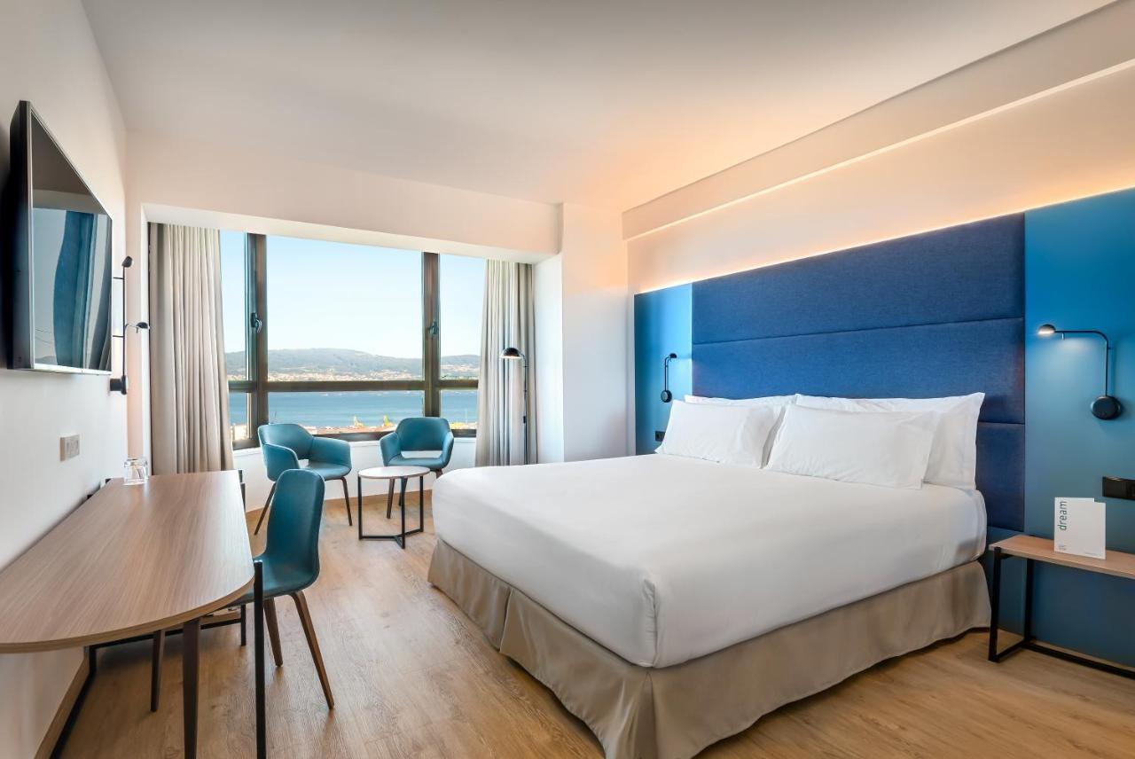Occidental Vigo Hotell Exteriör bild